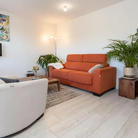 De L'hermine By Interhome
